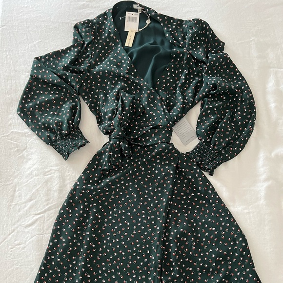 Long Sleeve Dark Green Max Studio Wrap Dress - Picture 2 of 3